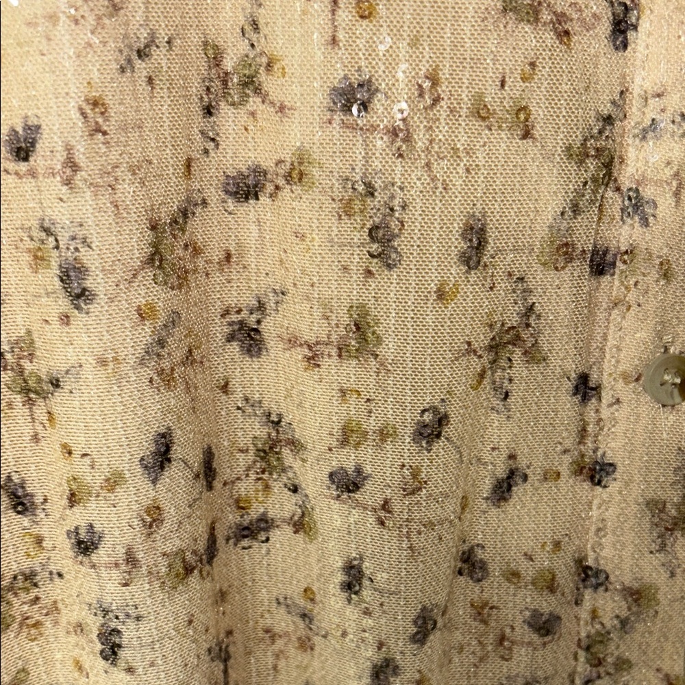 Women's Cream Floral Sequin Button-Up Shirt - Picture 4 of 5